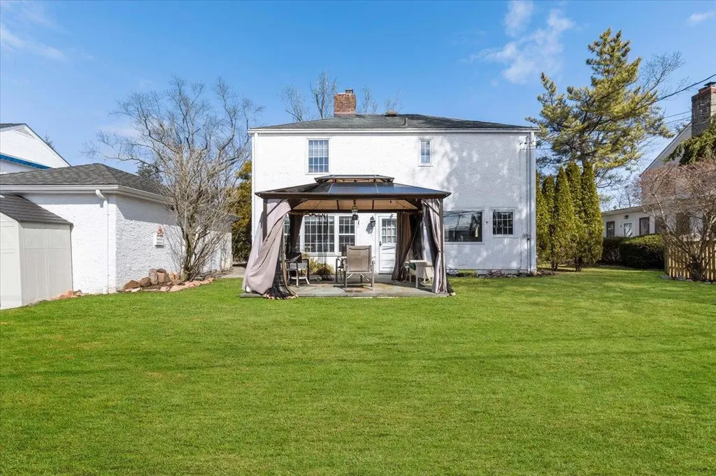 32 Sargent Road Scarsdale NY 10583