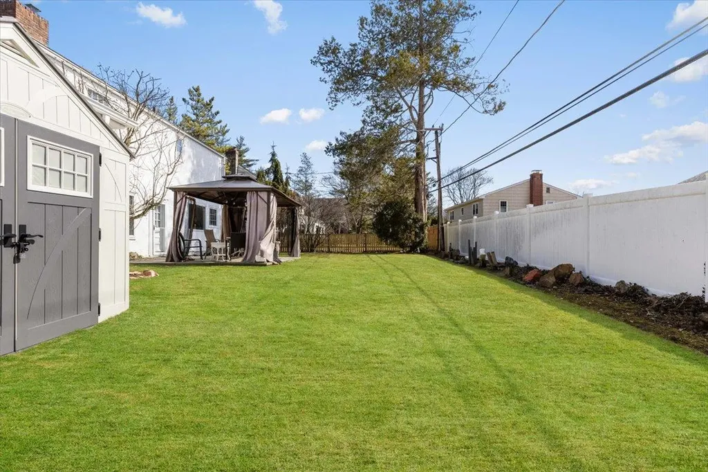 32 Sargent Road Scarsdale NY 10583