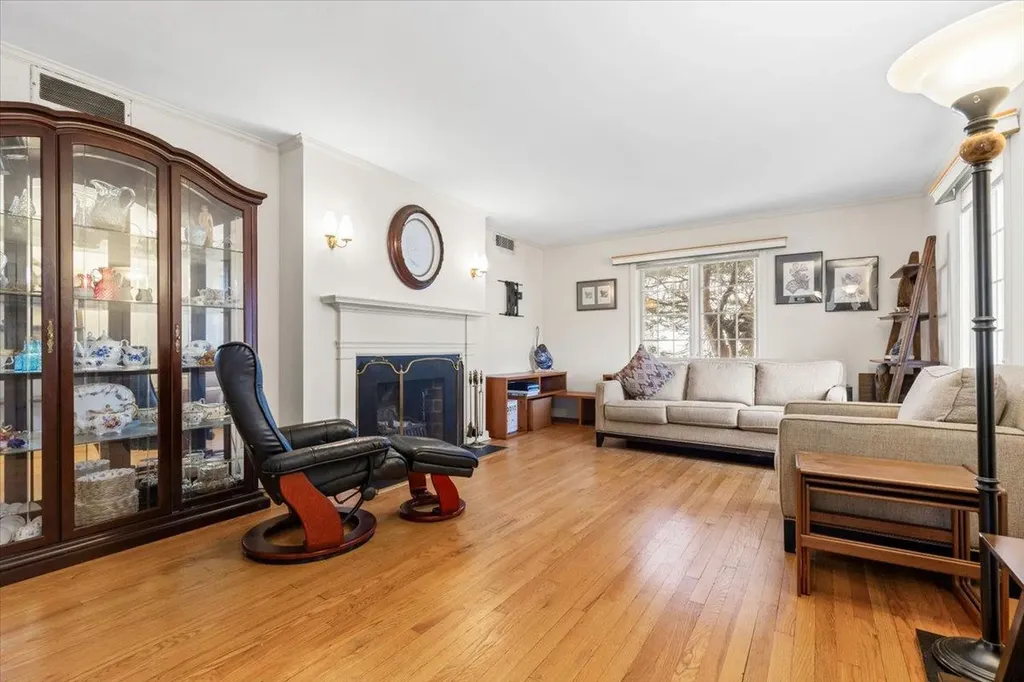 32 Sargent Road Scarsdale NY 10583