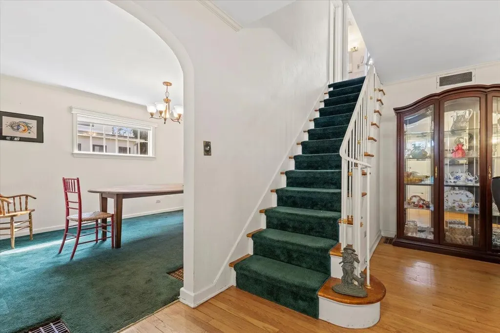 32 Sargent Road Scarsdale NY 10583