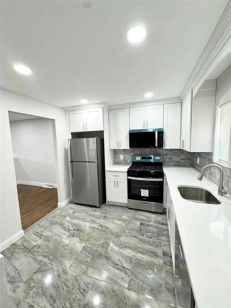 207 Kearney Avenue Bronx NY 10465
