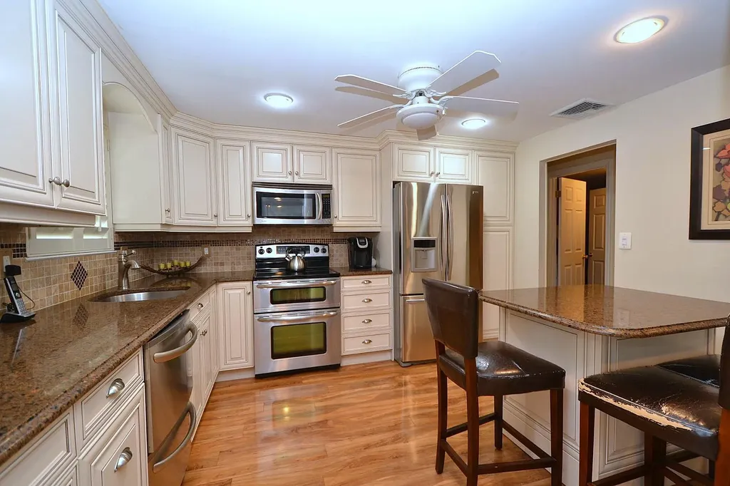 49 Starfire Drive Centereach NY 11720