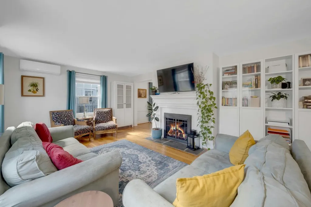 45 Thompson Avenue White Plains NY 10603
