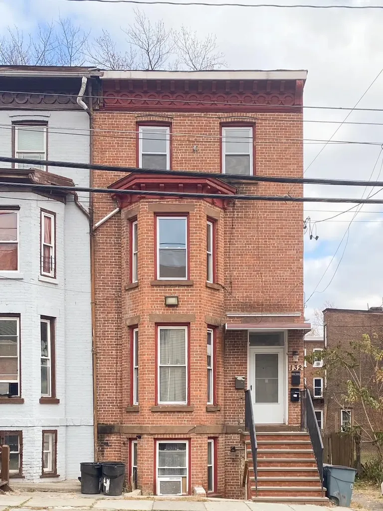 132 Chambers Street Newburgh NY 12550