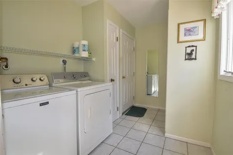 12 Valley Circle Miller Place NY 11764