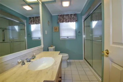 12 Valley Circle Miller Place NY 11764