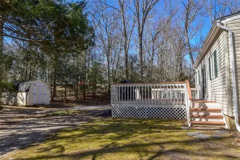 12 Valley Circle Miller Place NY 11764