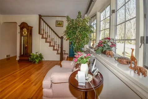 12 Valley Circle Miller Place NY 11764