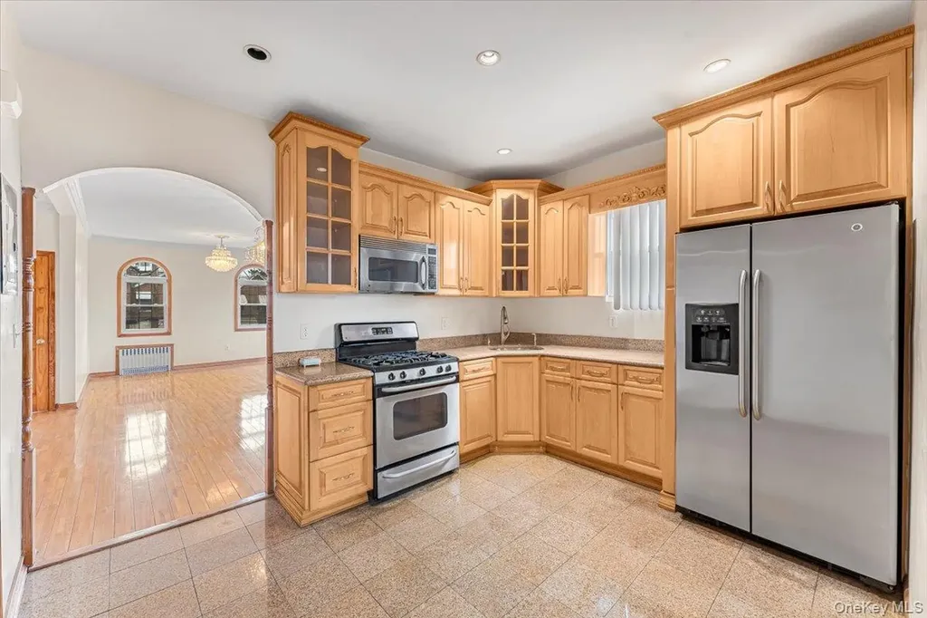 2925 Morgan Avenue Bronx NY 10469
