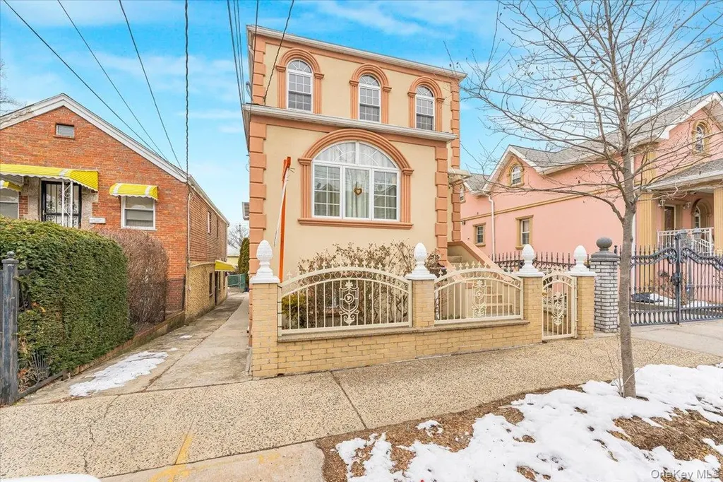 2925 Morgan Avenue Bronx NY 10469