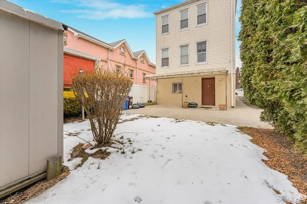 2925 Morgan Avenue Bronx NY 10469