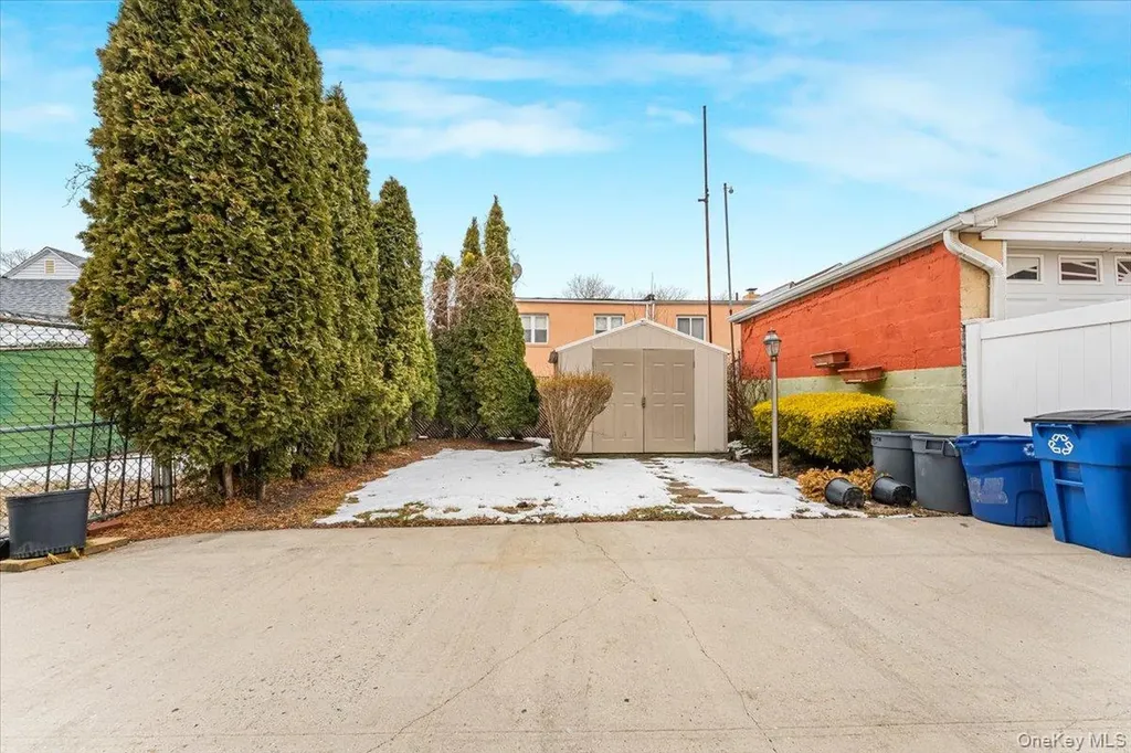 2925 Morgan Avenue Bronx NY 10469