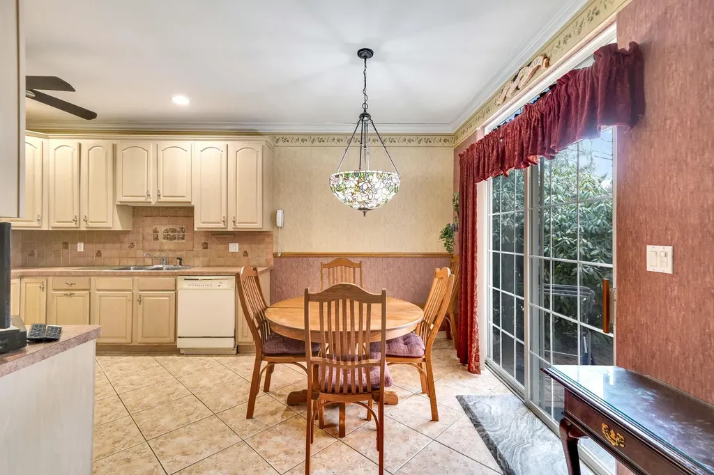 460 Leisure Drive Ridge NY 11961