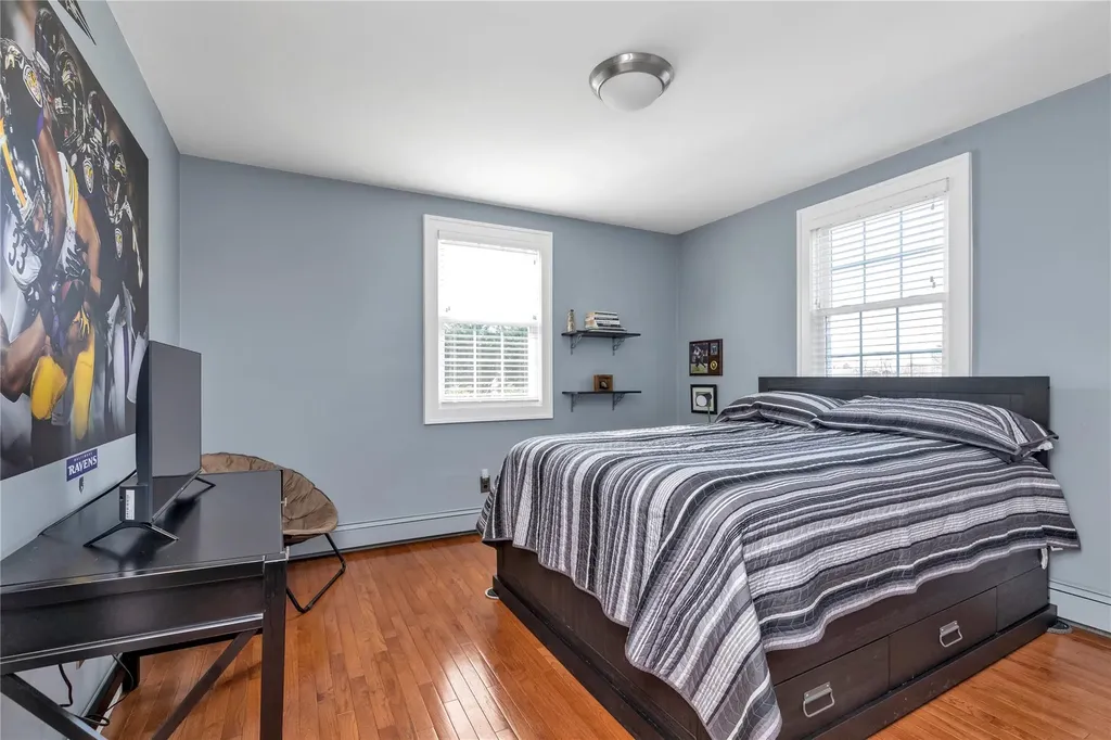 40 Hawthorne Street Lynbrook NY 11563