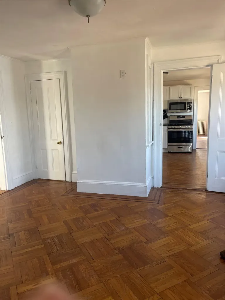 28 Brentwood Road Bay Shore NY 11706