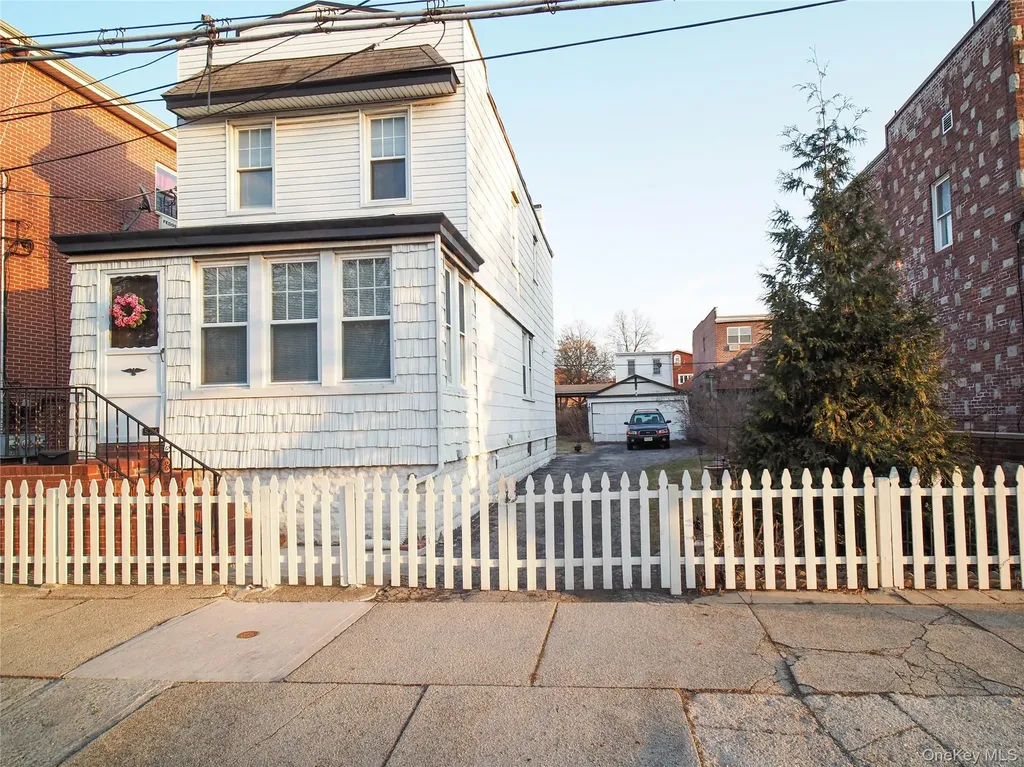 5844 78th Avenue Glendale NY 11385
