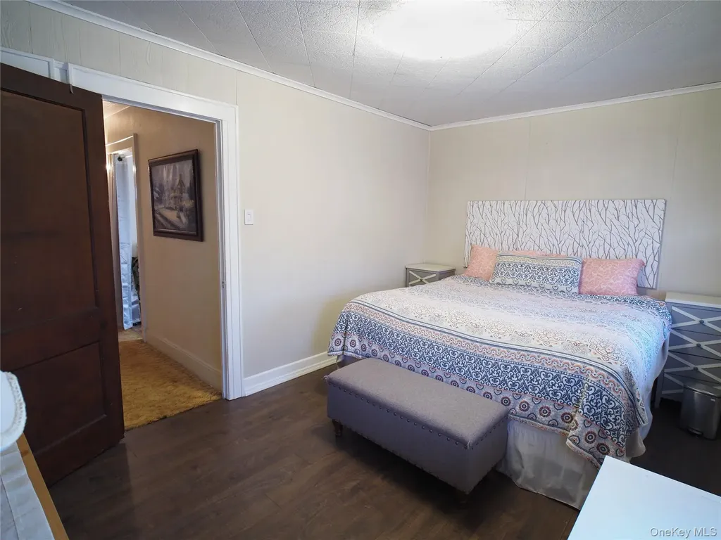 5844 78th Avenue Glendale NY 11385