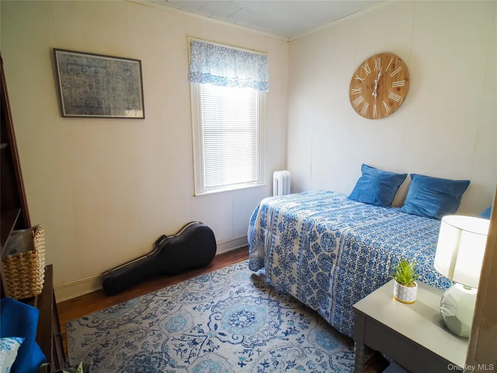 5844 78th Avenue Glendale NY 11385