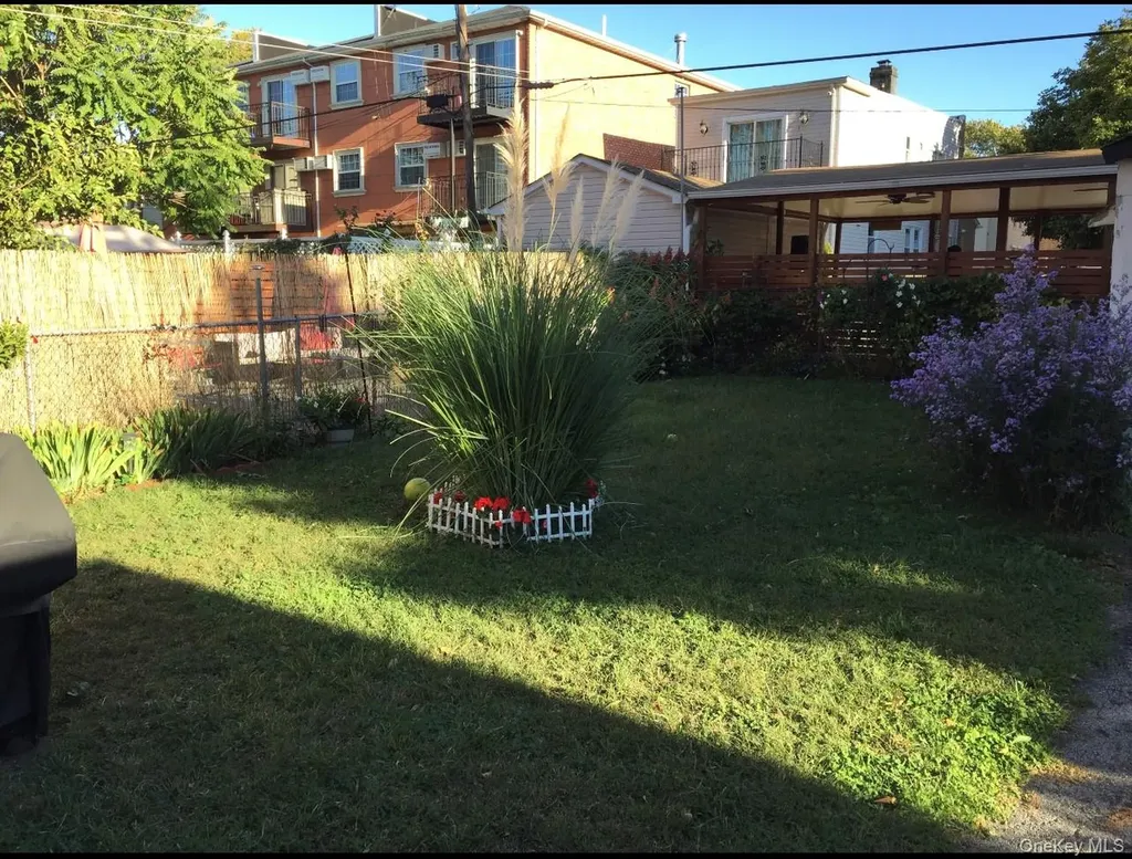 5844 78th Avenue Glendale NY 11385