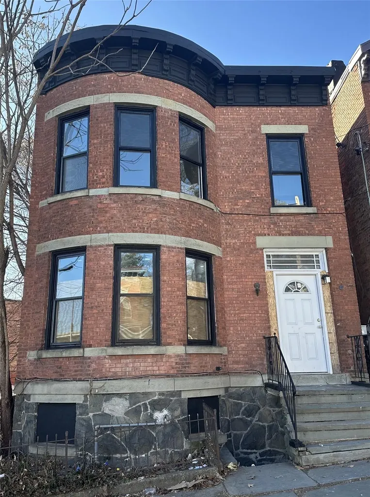 85 City Terrace Newburgh NY 12550