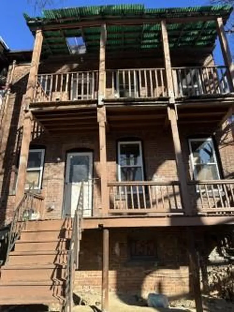85 City Terrace Newburgh NY 12550