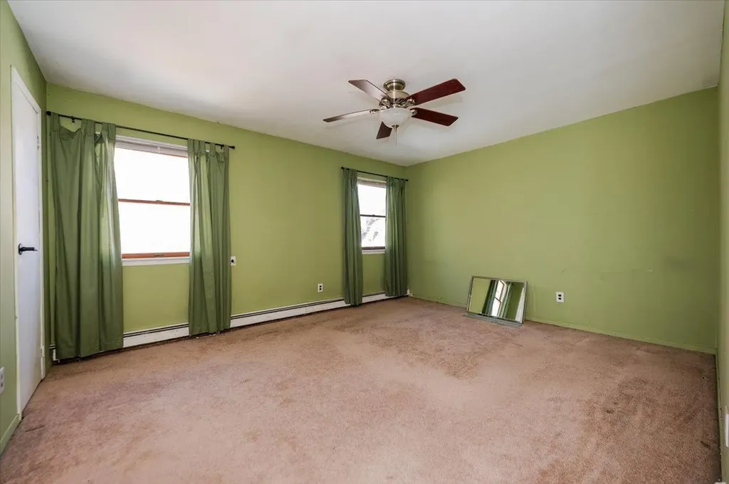7 Hoover Lane Bethpage NY 11714