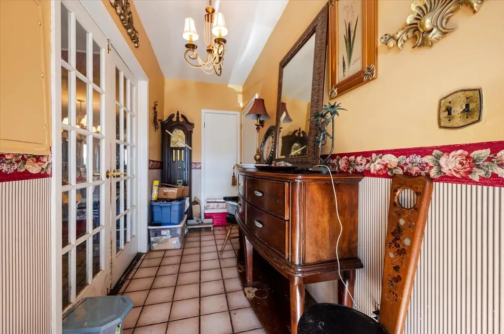 7 Hoover Lane Bethpage NY 11714