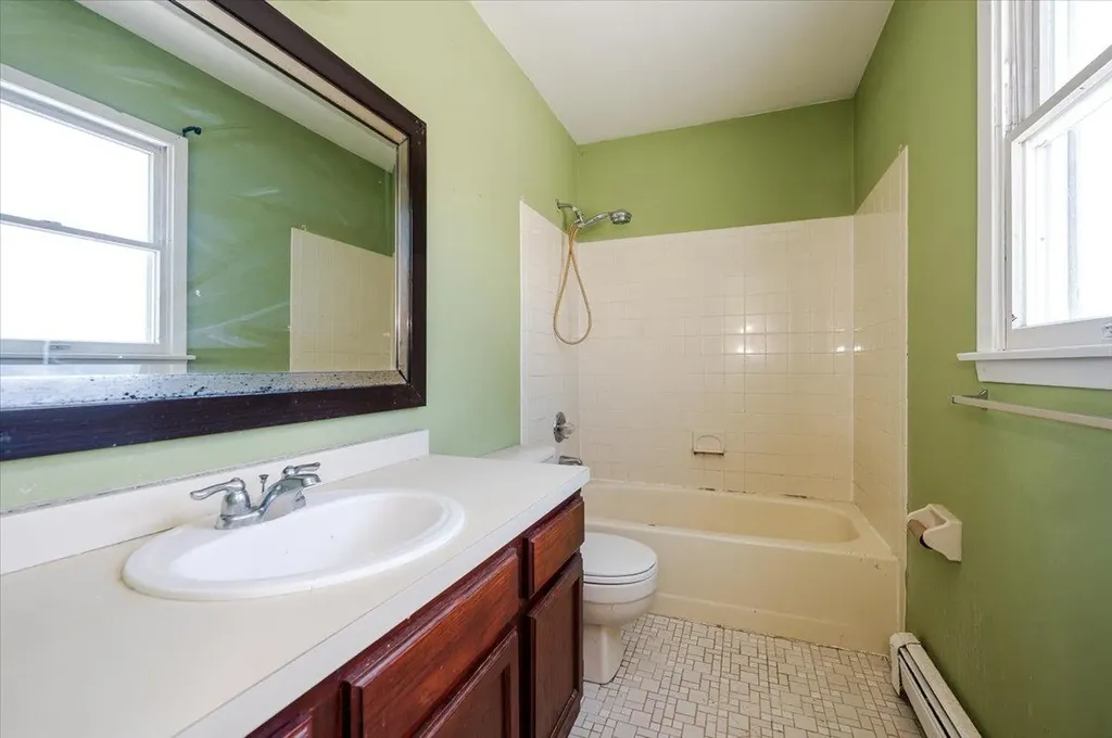 7 Hoover Lane Bethpage NY 11714
