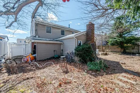 7 Hoover Lane Bethpage NY 11714