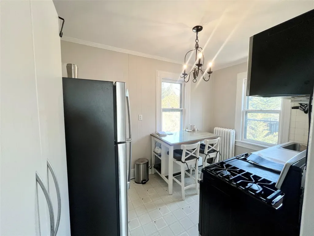 137 Maple Avenue Rockville Centre NY 11570