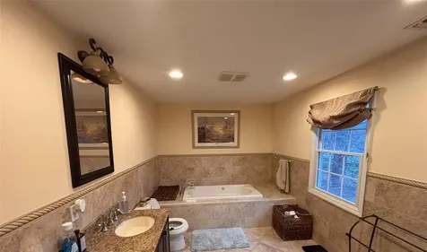 15 Ross Lane Mount Sinai NY 11766