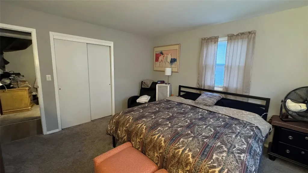 122 Longfellow Drive Mastic Beach NY 11951