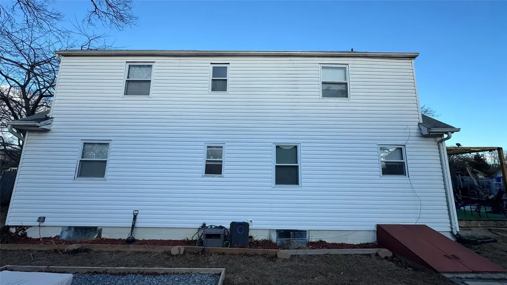 122 Longfellow Drive Mastic Beach NY 11951
