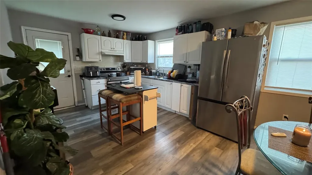 122 Longfellow Drive Mastic Beach NY 11951