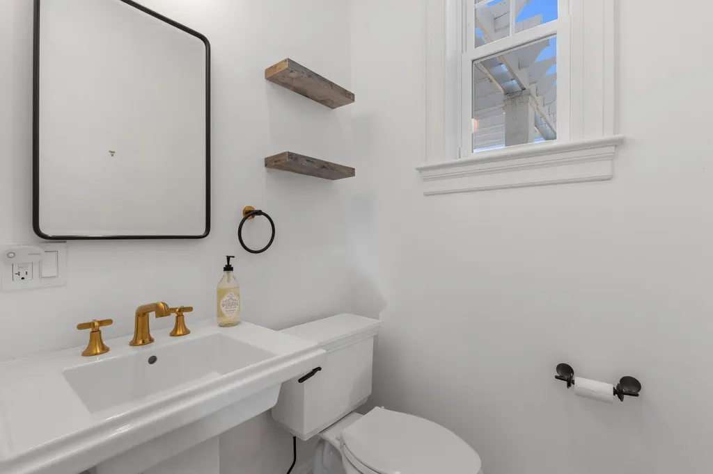 38 Maple Avenue Pelham NY 10803