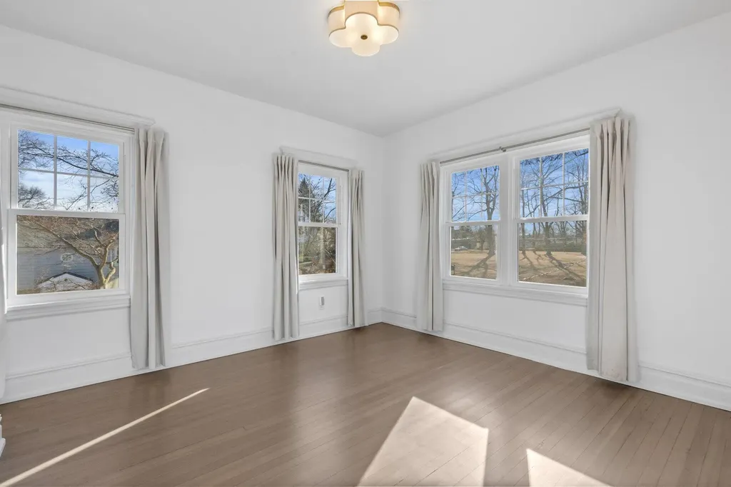 38 Maple Avenue Pelham NY 10803