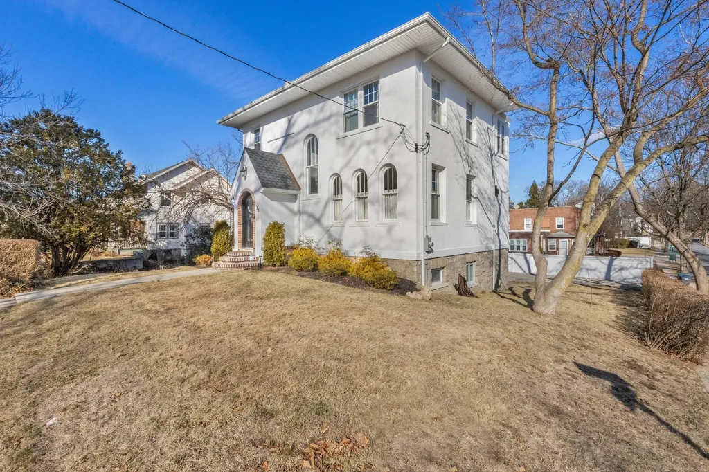38 Maple Avenue Pelham NY 10803