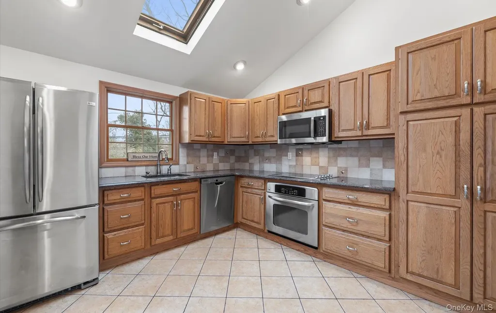 23 Franko Lane Setauket NY 11733