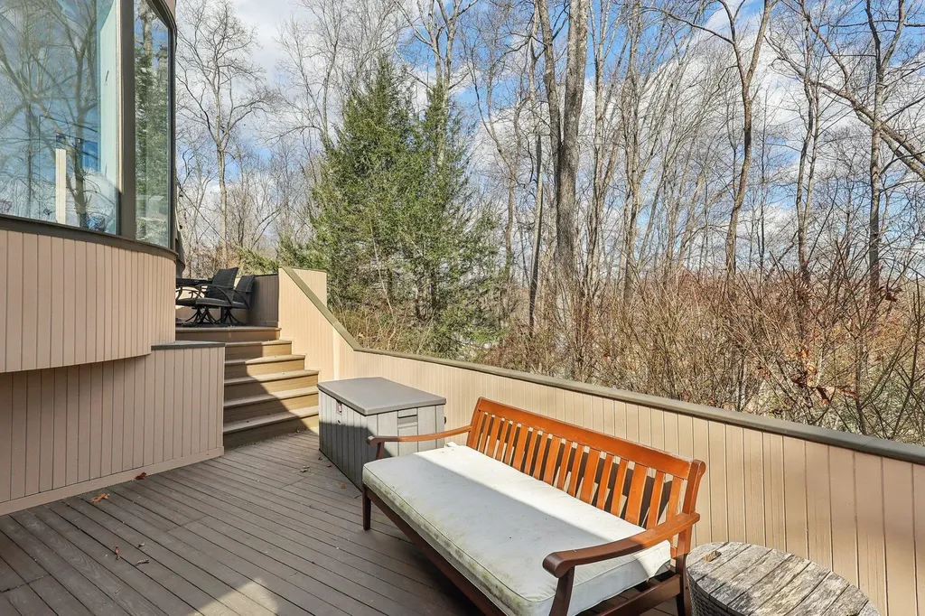 109 Mustato Road Katonah NY 10536