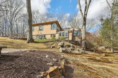 109 Mustato Road Katonah NY 10536