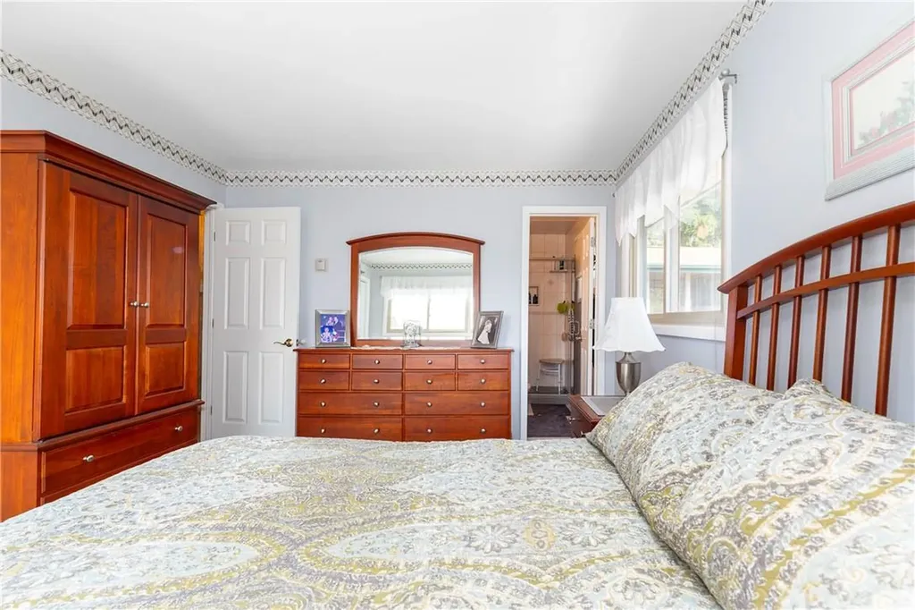 51 Mandalay Drive Poughkeepsie NY 12603