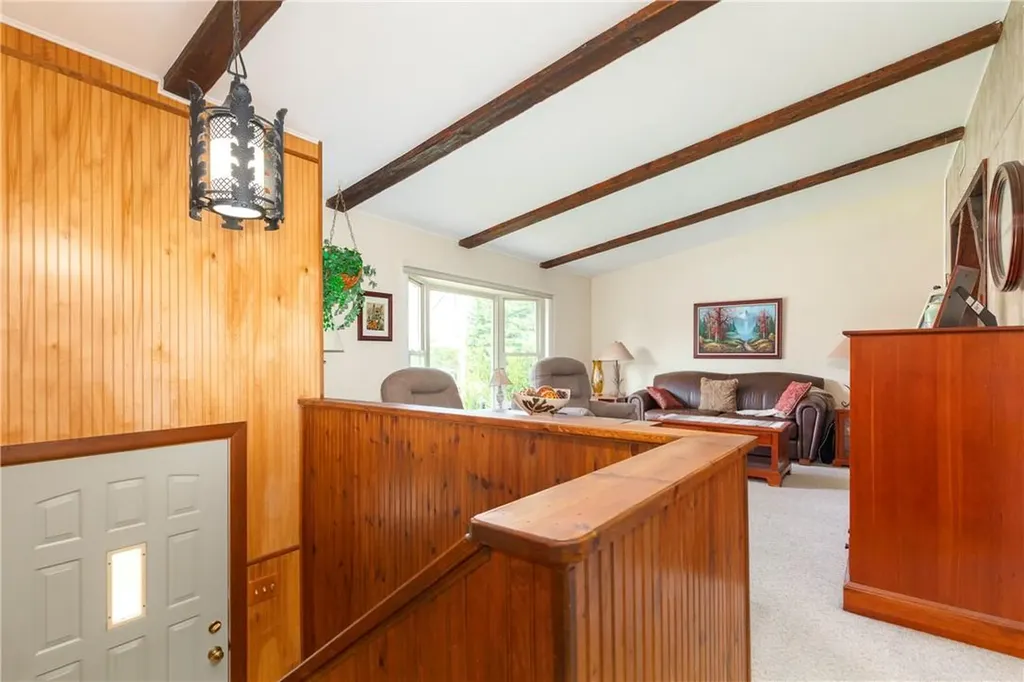 51 Mandalay Drive Poughkeepsie NY 12603
