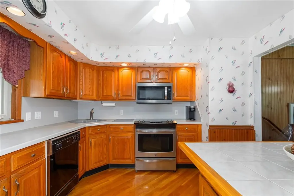 51 Mandalay Drive Poughkeepsie NY 12603