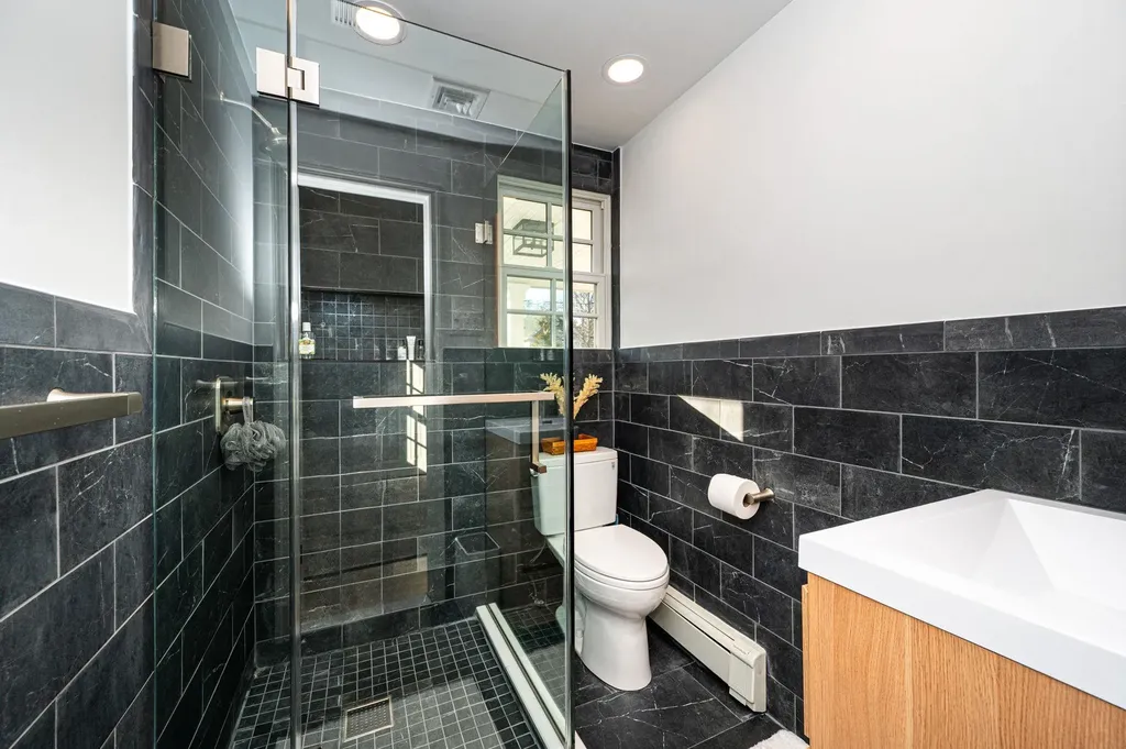 165 Woodsome Road Babylon NY 11702