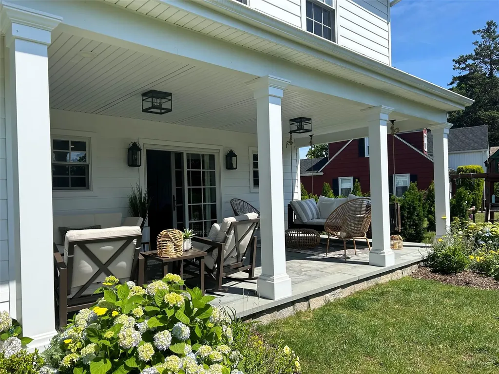 165 Woodsome Road Babylon NY 11702