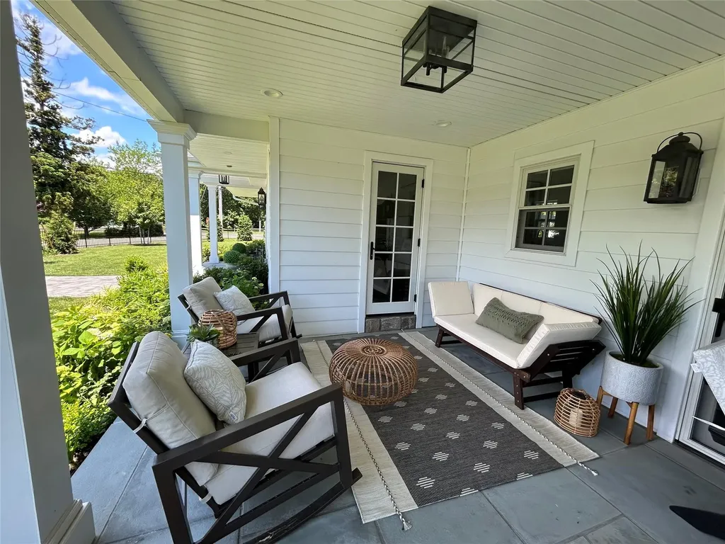 165 Woodsome Road Babylon NY 11702