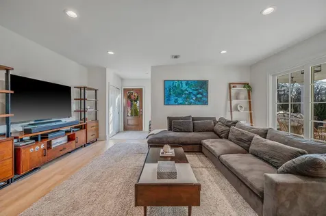 165 Woodsome Road Babylon NY 11702