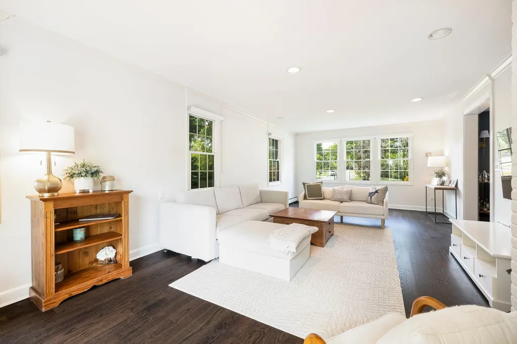 227 Griffen Avenue Scarsdale NY 10583