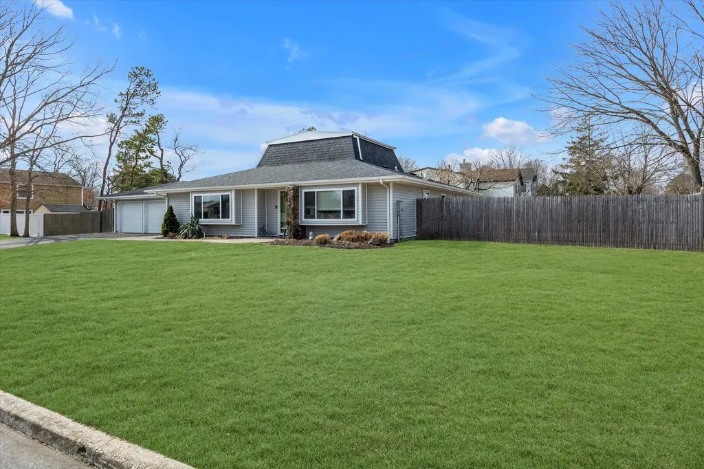 2 Marie Crescent East Patchogue NY 11772