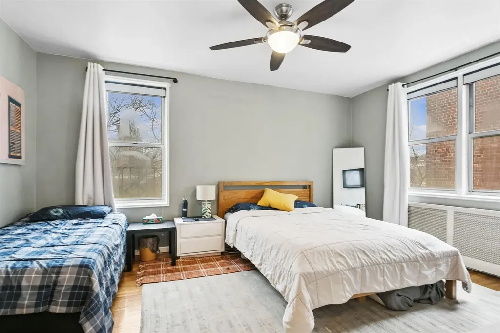 180 Van Cortlandt Park S Bronx NY 10463